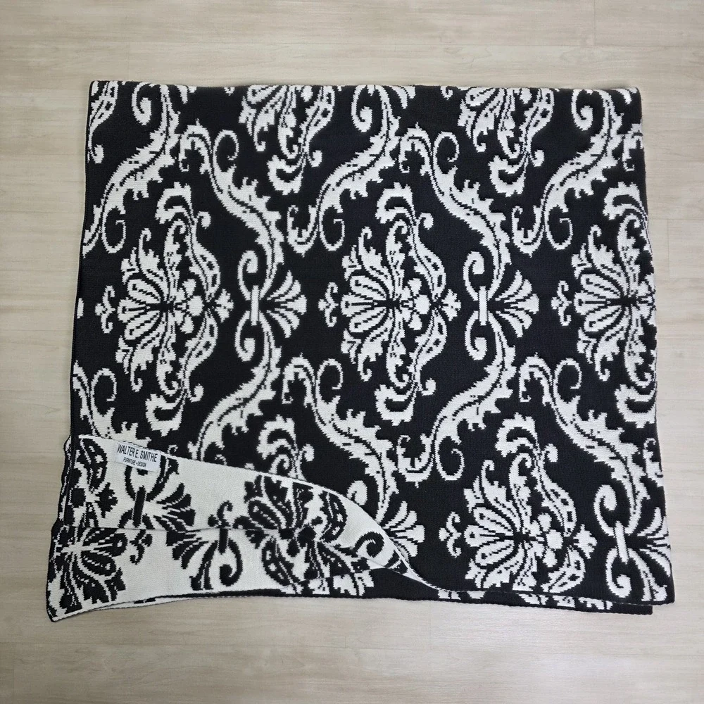 Walter E‎ Smithe Throw Blanket Damask Print Black White 56 x 50